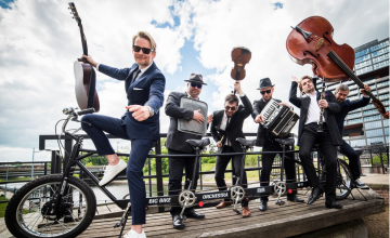 Wakacyjne Granie w Rynku - Orkiestra na Dużym Rowerze