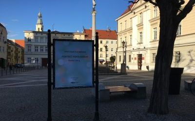 Wystawa fotografii ,,Portret pokoleniowy" autorstwa Kamili Celary  (4)