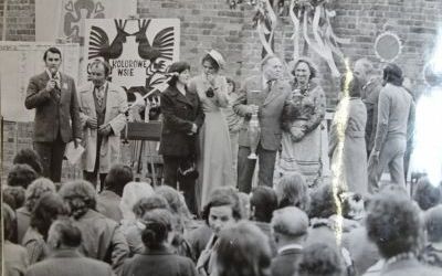 Turniej Gmin 1976 - wręczenie pucharu zwycięzcom - kronika OOK
