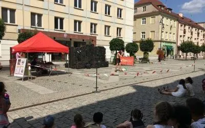 Teatrzyk dla Dzieci: JAK WYTRESOWAĆ DINOŻARŁA (1) | Autor: Kornelia Choroszy