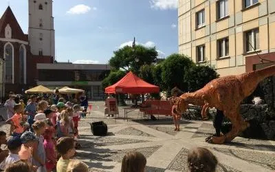 Teatrzyk dla Dzieci: JAK WYTRESOWAĆ DINOŻARŁA (2) | Autor: Kornelia Choroszy