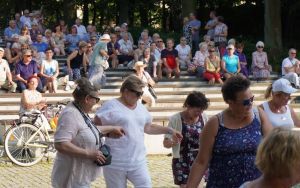 WAKACYJNE GRANIE NAD STAWAMI - Koncert zespołu MYTHOS (5)