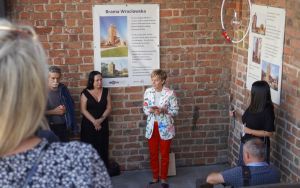 Wernisaż wystawy INNI - Galeria Brama Wrocławska (3)