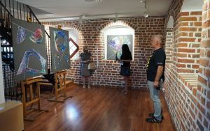 Wernisaż wystawy INNI - Galeria Brama Wrocławska (7)