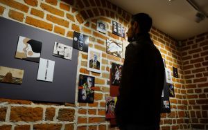 "LAURKI" - wernisaż wystawy prac Małgorzaty Grączewskiej w Galerii Brama Wrocławska (9)