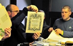 Z patriotycznymi akcentami. Piłsudski, Sowiniec, Katyń, “Ojczyzna woła”… (3)