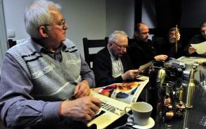 Z patriotycznymi akcentami. Piłsudski, Sowiniec, Katyń, “Ojczyzna woła”… (8)
