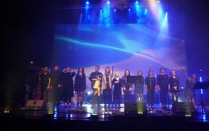 Oleśnica dla Ukrainy - wydarzenie artystyczne (5) SOLIDARNI Z UKRAINĄ - OLEŚNICCY ARTYŚCI PRZECIW NIENAWIŚCI