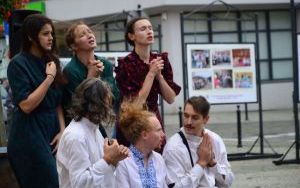Spektakl "Echa pamięci" Teatru MIGRO (1)