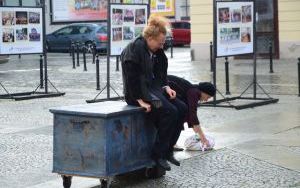 Spektakl "Echa pamięci" Teatru MIGRO (3)