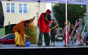 Spektakl "Podróże dookoła świata" Teatru Łata (5)