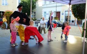 Spektakl "Podróże dookoła świata" Teatru Łata (2)