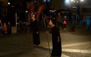 Spektakl "Zapomniana historia" Teatru Ewolucji Cienia (7)