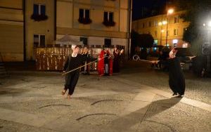 Spektakl "Zapomniana historia" Teatru Ewolucji Cienia (1)