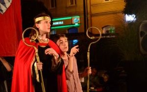 Spektakl "Zapomniana historia" Teatru Ewolucji Cienia (5)