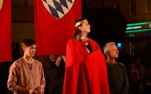 Spektakl "Zapomniana historia" Teatru Ewolucji Cienia (1)