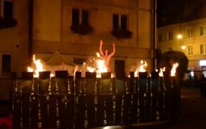 Spektakl "Zapomniana historia" Teatru Ewolucji Cienia