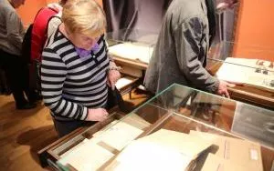 Wystawa "70 lat oleśnickich instytucji kultury" (3)