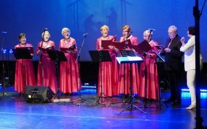 Koncert kolęd ŚPIEWAJMY I GRAJMY MU - Zespół Śpiewaczy PRZEBUDZENIE (OUTW)  (1)