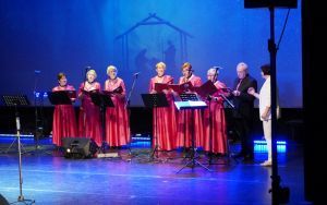 Koncert kolęd ŚPIEWAJMY I GRAJMY MU - Zespół Śpiewaczy PRZEBUDZENIE (OUTW)  (2)