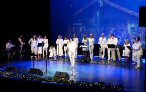 Koncert kolęd ŚPIEWAJMY I GRAJMY MU - Chór Iunctus (2)