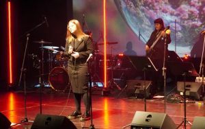 Koncert z cyklu "Oleśniczanie dla oleśniczan" z okazji 768. Urodzin Oleśnicy - Oliwia Jaroszewicz i przyjaciele (7)