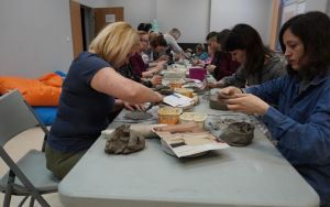 Dzień Kobiet - warsztaty ceramiczne dla Kobiet (5)