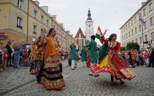 Świat pod Kyczerą - XXVI MIĘDZYNARODOWY FESTIWAL FOLKLORYSTYCZNY (3)