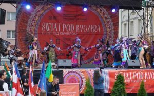 Świat pod Kyczerą - XXVI MIĘDZYNARODOWY FESTIWAL FOLKLORYSTYCZNY (1)