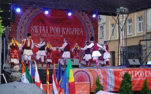 Świat pod Kyczerą - XXVI MIĘDZYNARODOWY FESTIWAL FOLKLORYSTYCZNY (6)