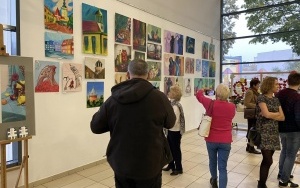 Wernisaż wystawa prac poplenerowych "Park Sztuki- Światło Bryły" i zajęć "Malarstwo sztalugowe" (4)