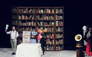 Spektakl dla dzieci "Pchła Szachrajka" w wykonaniu Teatru Żelaznego (5)