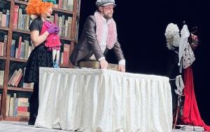 Spektakl dla dzieci "Pchła Szachrajka" w wykonaniu Teatru Żelaznego (11)