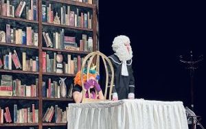 Spektakl dla dzieci "Pchła Szachrajka" w wykonaniu Teatru Żelaznego (7)