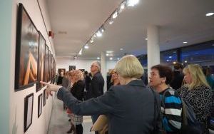 Wernisaż wystawy Jarosława Kiełbasiewicza ,,Pejzaż cielesny" połączony z panelem dyskusyjnym ,,Kobiecość" - prowadzenie Katarzyna Jurzyk i Dorota Czerska  (7)
