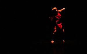 Spektakl "Oblicza Natury - Przemiany" w wykonaniu Teatru Tańca Momentum (4)