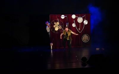 Teatrzyk dla dzieci ,,Maszyna czasu" (3)