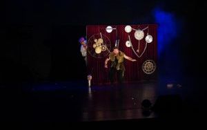 Teatrzyk dla dzieci ,,Maszyna czasu" (3)