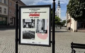 Wystawa plenerowa "45 lat Porozumień Sierpniowych" (4)