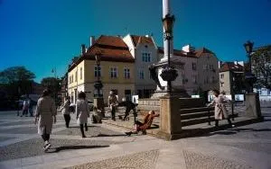Monumentum (13)
