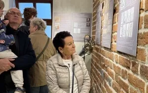 Wernisaż wystawy &bdquo;Historia Dentystyki w pigułce&rdquo; (5)