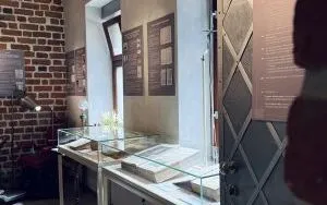 Wernisaż wystawy &bdquo;Historia Dentystyki w pigułce&rdquo; (3)